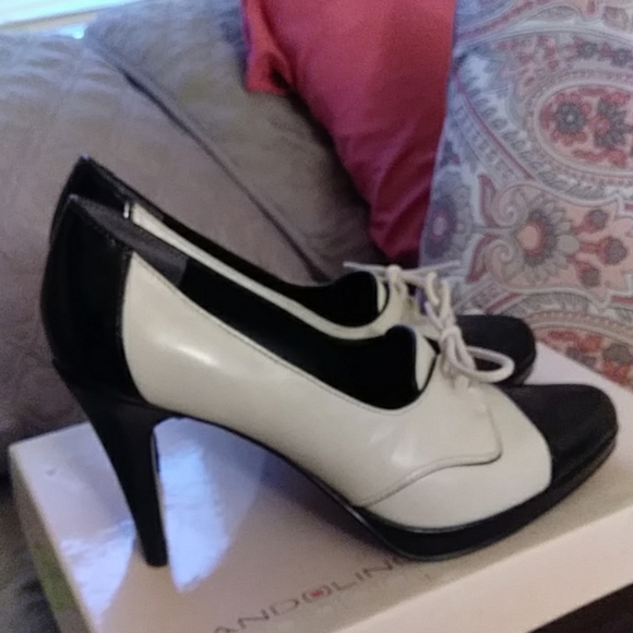 Bandalino heels - Picture 4 of 4